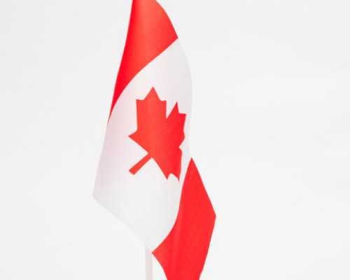 加拿大实施积分移民（加拿大9月接收5万新移民!新移民部长上任,一波移民利好
